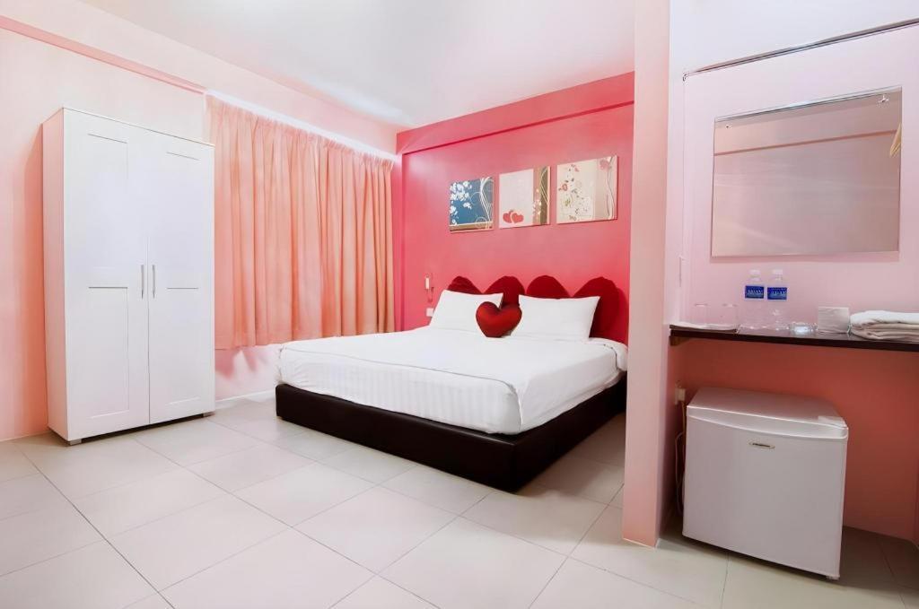 Pice Hotel Bukit Mertajam Exteriör bild